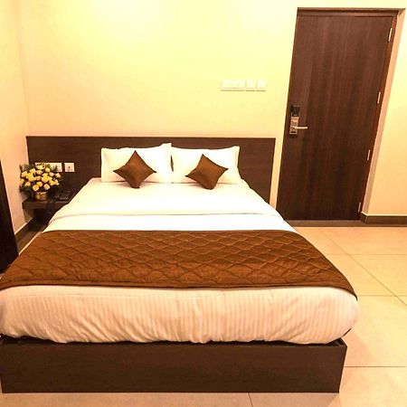 Hotel Pankaj Residency Guruvayur Exterior photo