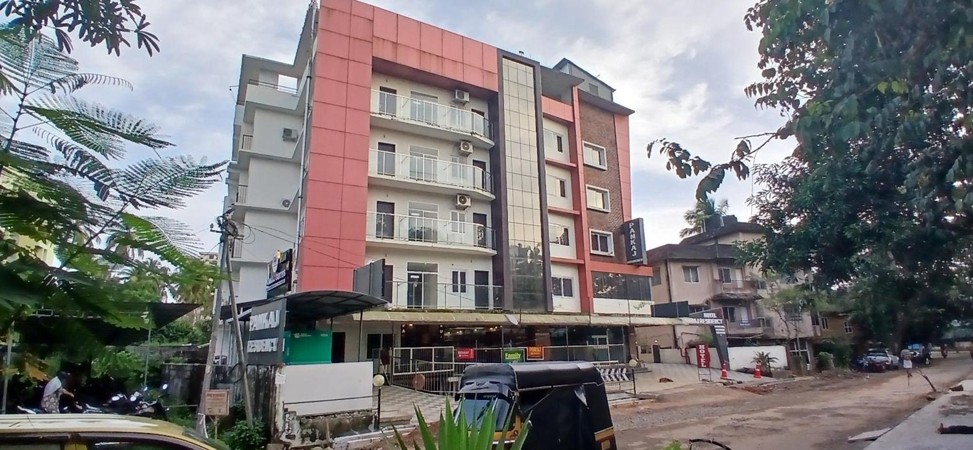 Hotel Pankaj Residency Guruvayur Exterior photo